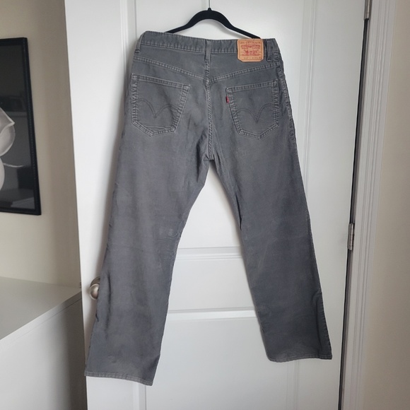 Levi's 559 Men's Relaxed Fit Straight Leg Gray Corduroy Pants - Size 33x32 - Picture 4 of 5